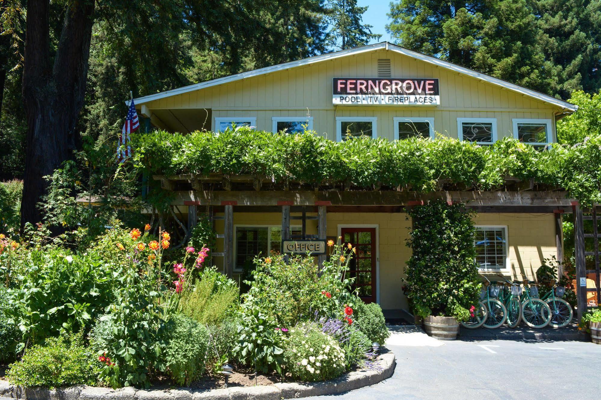 Fern Grove Cottages 盖尔南韦尔 外观 照片